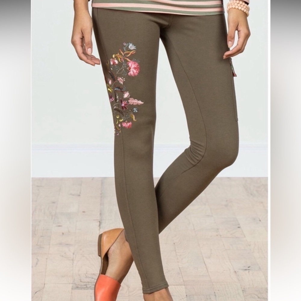 MATILDA JANE Embroidered Floral Olive Scouts Honor Pants Size L